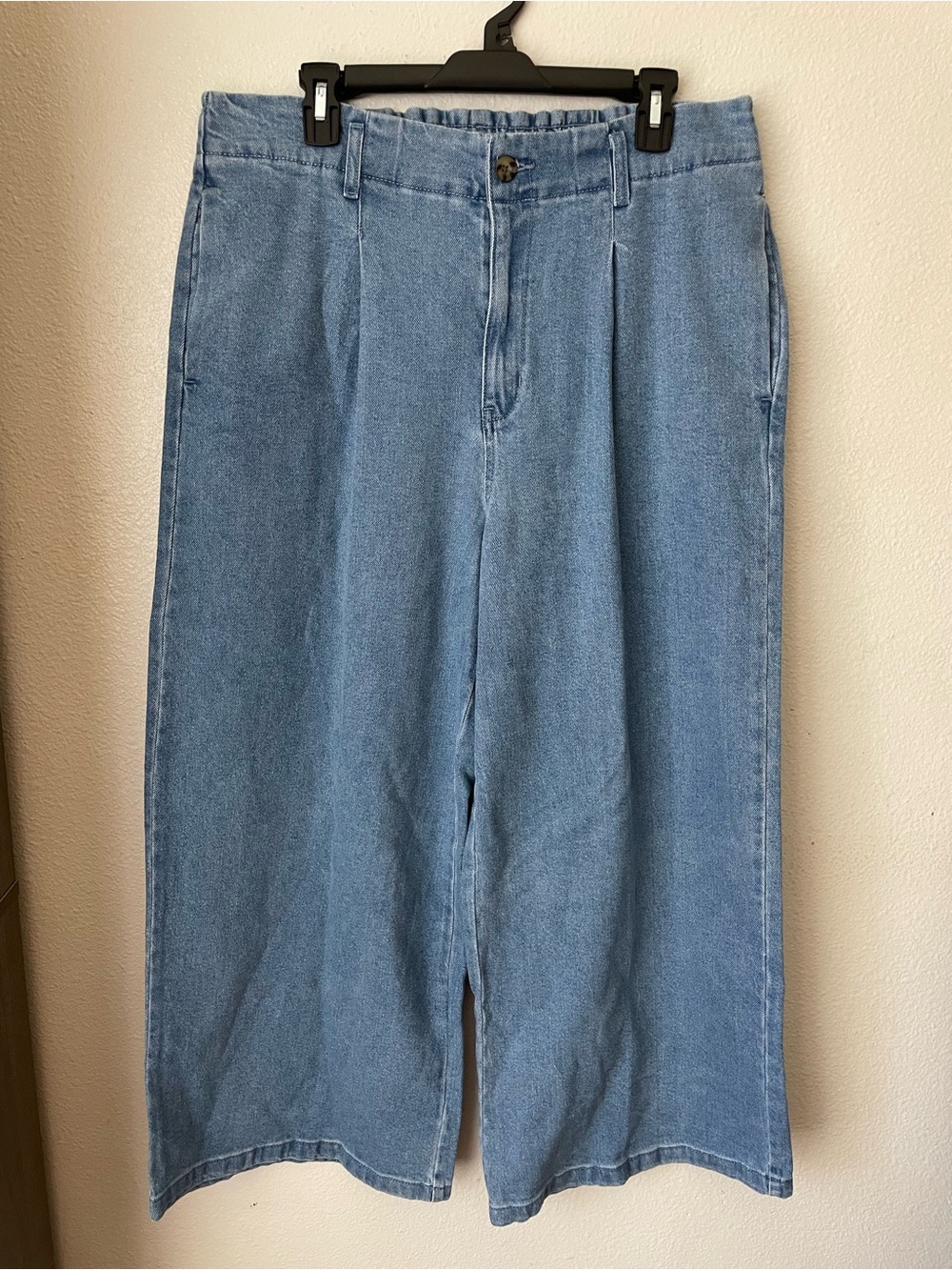 Gloria Vanderbilt Pleated Wide Leg Denim Jean size 14